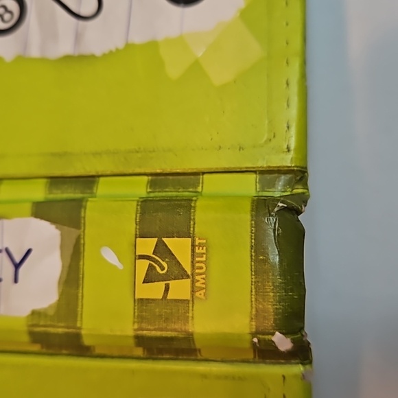 Diary of a Wimpy Kid Hard Luck Amulet Books Home Accents Table Books - Picture 17 of 17